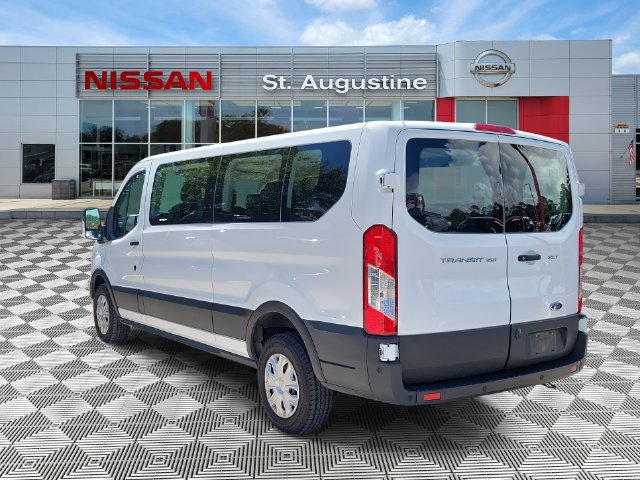 Used 2023 Ford Transit 350 XLT RWD image 4