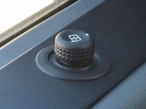 Used 2023 Ford F650 2WD Regular Cab Super Duty image 29