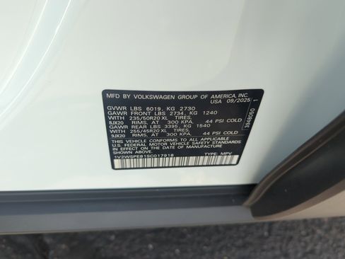 New 2025 Volkswagen ID.4 Pro S image 24