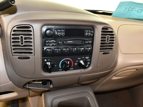 Used 1998 Ford Expedition Eddie Bauer RWD image 24