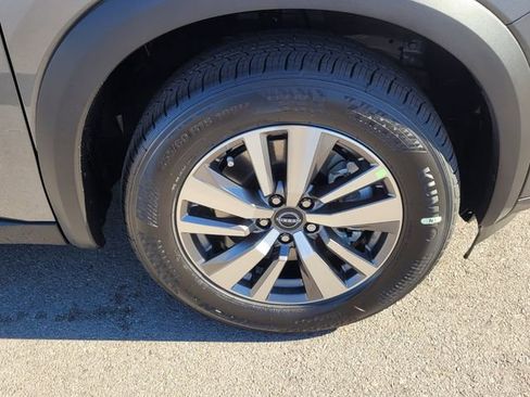 New 2026 Nissan Pathfinder SL AWD/4WD image 11