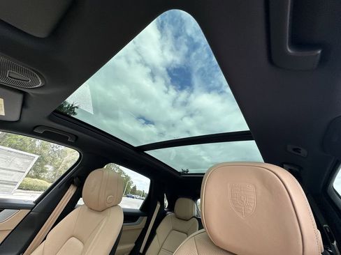 New 2026 Porsche Cayenne S image 18