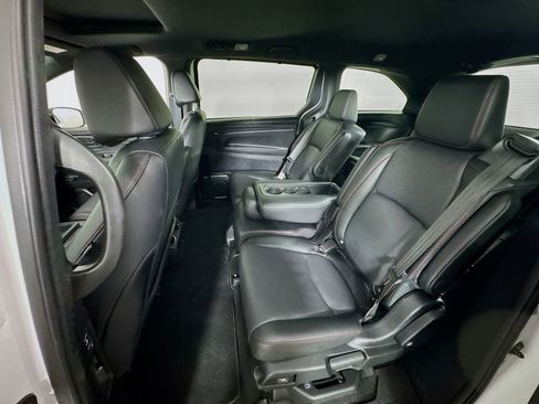 Used 2025 Honda Odyssey Sport-L image 23