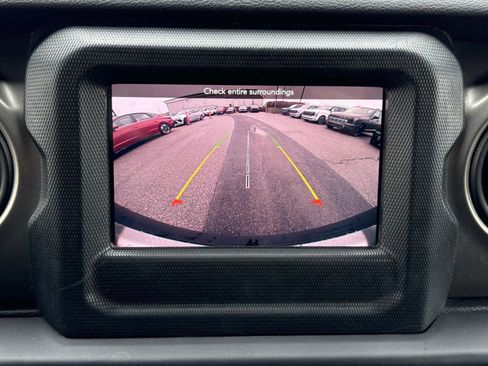 Used 2020 Jeep Wrangler Unlimited Sport S image 4