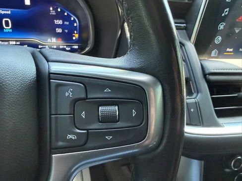 Used 2022 Chevrolet Tahoe Z71 w/ Luxury Package AWD/4WD image 32