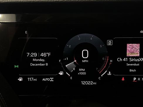 Used 2025 GMC Yukon XL Denali image 15