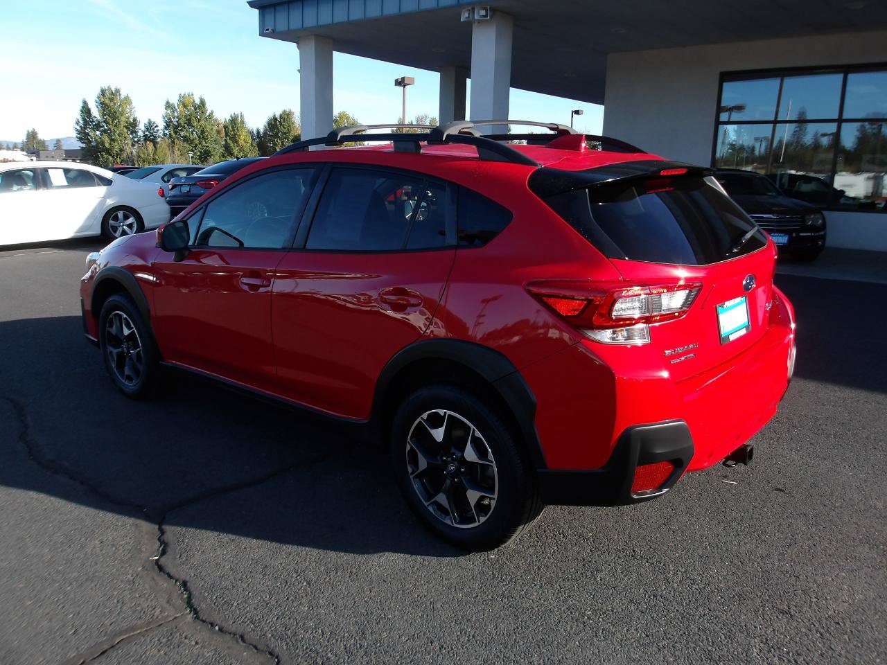 Used 2020 Subaru Crosstrek 2.0i Premium w/ Moonroof Package 2 AWD/4WD image 3