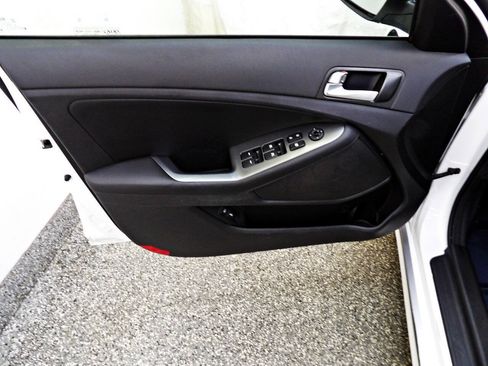 Used 2015 Kia Optima LX w/ Hybrid Convenience Package FWD image 7