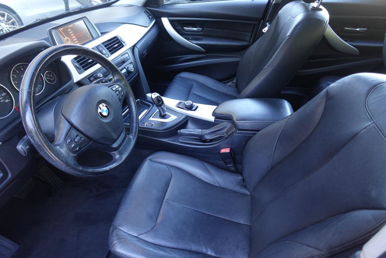 Used 2013 BMW 328i xDrive Sedan AWD/4WD image 9