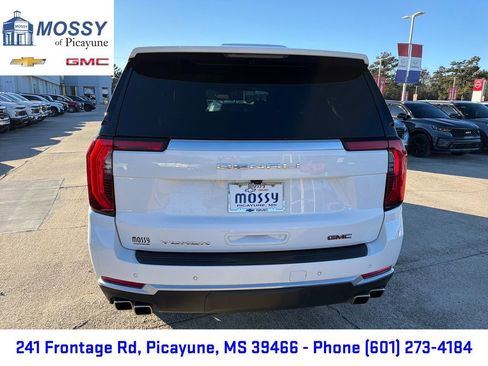 Certified 2025 GMC Yukon XL Denali image 5