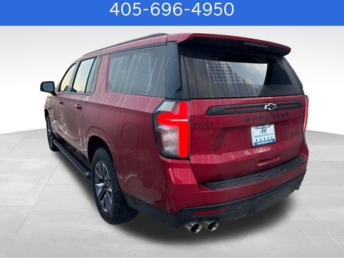 Used 2023 Chevrolet Suburban Z71 w/ Off-Road Capability Package AWD/4WD image 8
