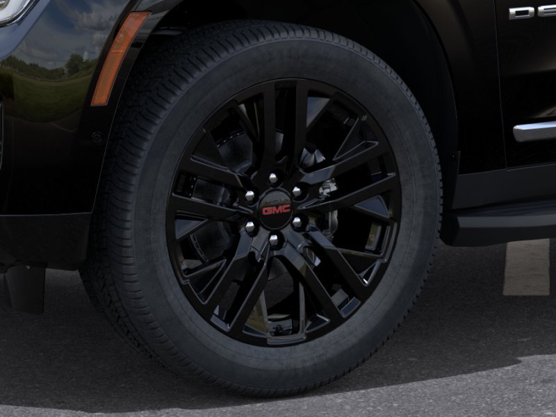New 2026 GMC Yukon XL Denali w/ LPO, Floor Liner Package AWD/4WD image 9
