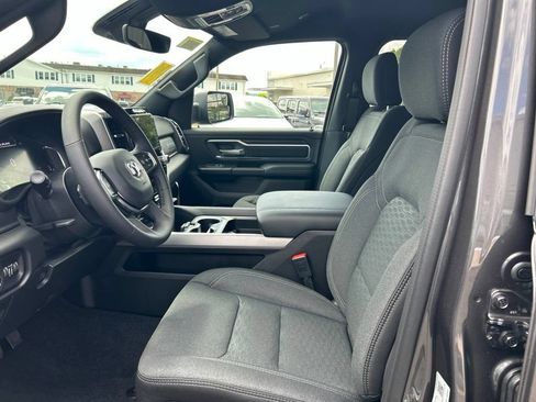 New 2026 RAM 1500 4x4 Crew Cab image 13