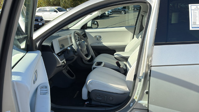 Used 2023 Hyundai Ioniq 5 Limited AWD/4WD image 10
