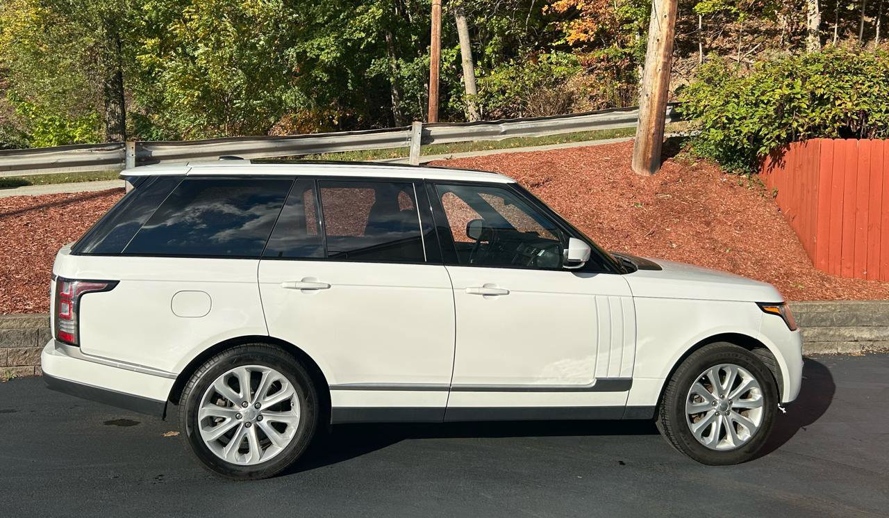Used 2014 Land Rover Range Rover HSE AWD/4WD image 6