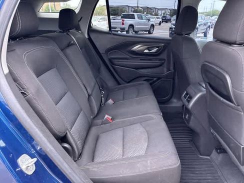 Used 2022 GMC Terrain SLE w/ Driver Convenience Package FWD image 21