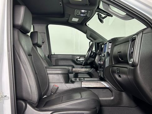 Used 2023 Chevrolet Silverado 2500 LTZ w/ LTZ Convenience Package AWD/4WD image 11