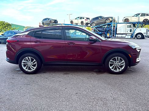 Used 2024 Buick Envista Preferred w/ Convenience I Package FWD image 5