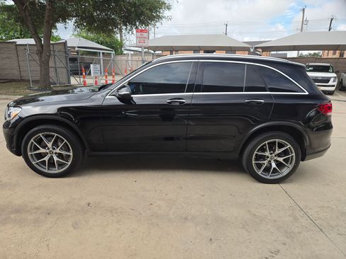 Used 2022 Mercedes-Benz GLC 300 4MATIC image 6