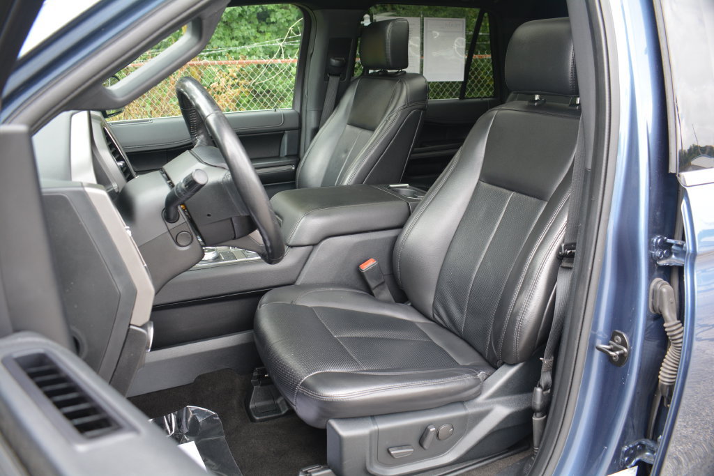 Used 2020 Ford Expedition Max XLT w/ Equipment Group 202A AWD/4WD image 10