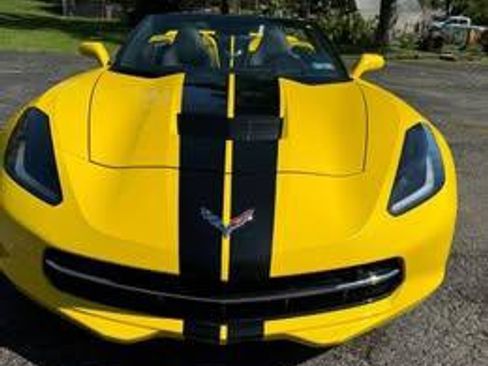 Used 2016 Chevrolet Corvette Stingray Convertible w/ 2LT Preferred Equipment Group RWD image 8