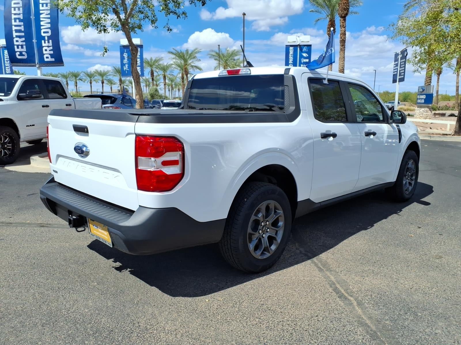 Certified 2024 Ford Maverick XLT FWD image 4