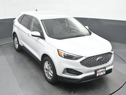 Used 2024 Ford Edge SEL AWD/4WD image 31