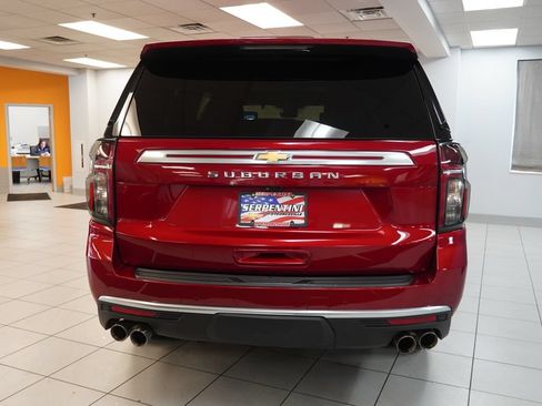 Used 2024 Chevrolet Suburban High Country w/ Advanced Technology Package AWD/4WD image 9