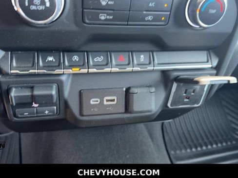 Used 2024 Chevrolet Silverado 1500 Custom AWD/4WD image 33