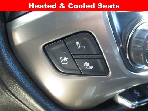 Used 2017 Chevrolet Silverado 1500 High Country image 22