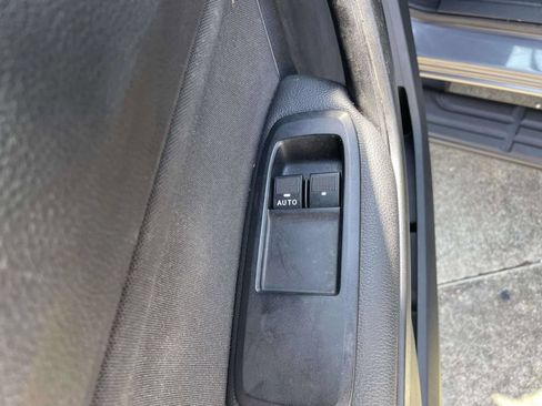 Used 2021 Ford Ranger XLT w/ Equipment Group 301A Mid RWD image 16