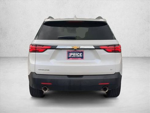 Certified 2023 Chevrolet Traverse LT FWD image 7