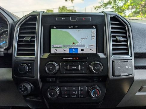 Used 2017 Ford F150 XLT w/ Equipment Group 302A Luxury AWD/4WD image 25