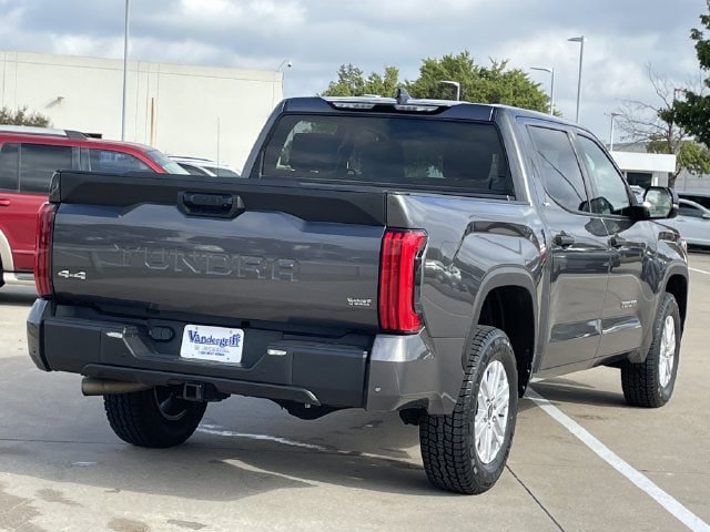 Used 2023 Toyota Tundra SR5 w/ SR5 Convenience Package AWD/4WD image 4