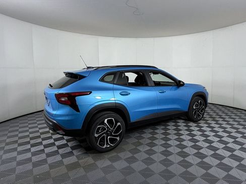 New 2026 Chevrolet Trax RS w/ Sunroof Package image 6