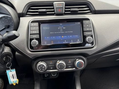 Used 2025 Nissan Versa S w/ Trunk Package FWD image 22