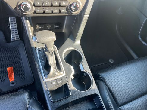Used 2020 Kia Sportage S image 12
