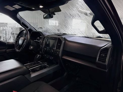 Used 2018 Ford F150 XLT w/ Equipment Group 302A Luxury AWD/4WD image 12