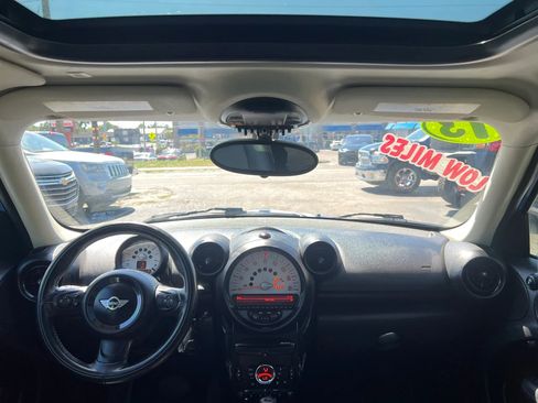Used 2013 MINI Cooper Countryman FWD image 10