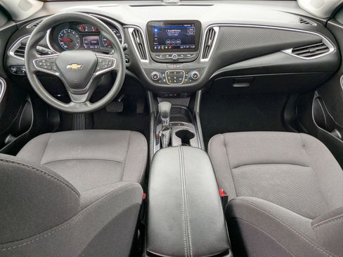 Used 2025 Chevrolet Malibu LT image 22