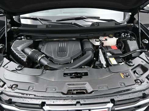 Used 2025 GMC Acadia Elevation image 23