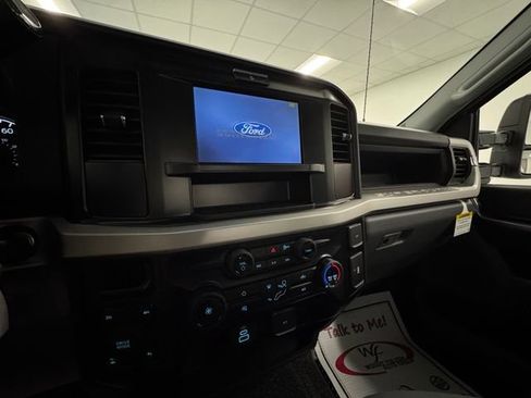 New 2026 Ford F250 XL w/ FX4 Off-Road Package AWD/4WD image 16