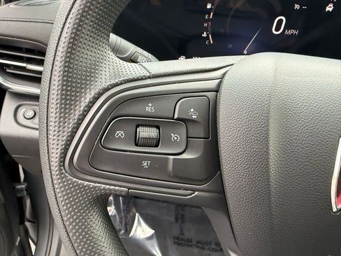 Used 2025 Buick Envista Preferred image 21