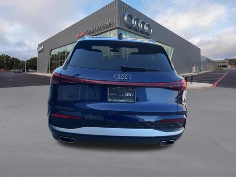 Certified 2025 Audi Q5 Premium w/ Convenience Package AWD/4WD image 6