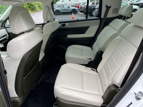 Used 2025 Hyundai Santa Fe Calligraphy AWD/4WD image 22