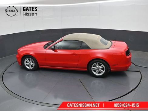 Used 2014 Ford Mustang Convertible w/ Equipment Group 102A RWD image 39