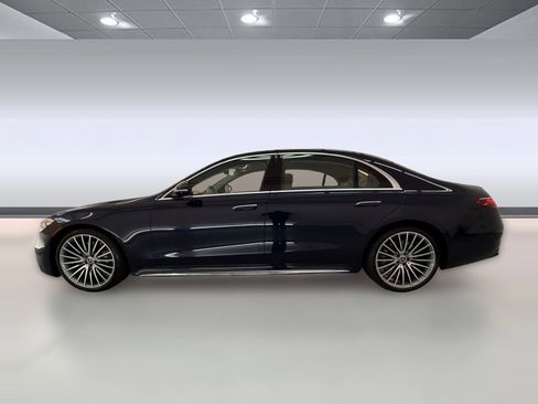 Certified 2022 Mercedes-Benz S 580 4MATIC Sedan image 2