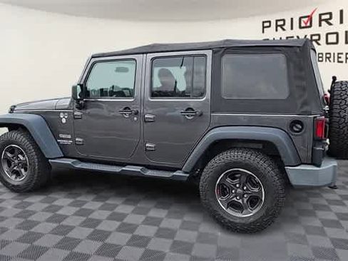 Used 2017 Jeep Wrangler Unlimited Sport w/ Quick Order Package 24S image 6