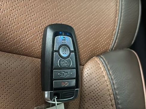 Used 2024 Ford F350 King Ranch AWD/4WD image 48