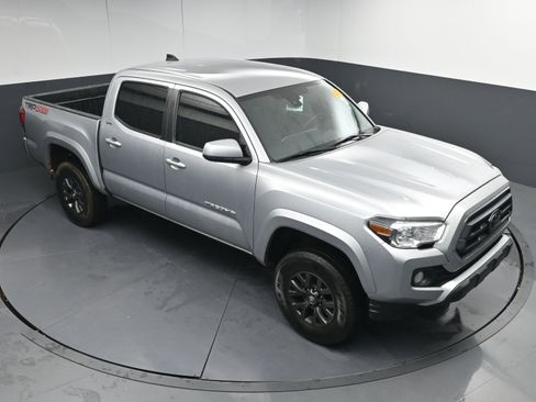 Used 2022 Toyota Tacoma SR5 image 27